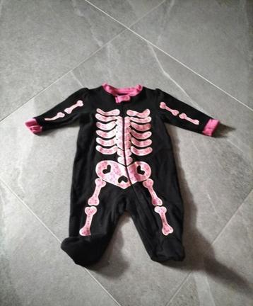 Carnavalspakje baby skelet roze 0-3mnd beschikbaar voor biedingen