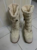 Nieuw lichtbeige snowboots voor dames P. 40, Kleding | Dames, Nieuw, Lage of Enkellaarzen, Beige, Ophalen of Verzenden