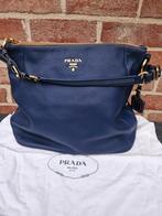 Prada, Enlèvement, Utilisé, Bleu