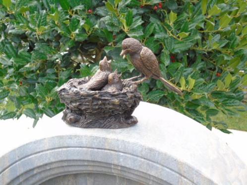 statue d un nid d oiseau a poser en bronze , taille réel ..., Jardin & Terrasse, Statues de jardin, Neuf, Animal, Autres matériaux