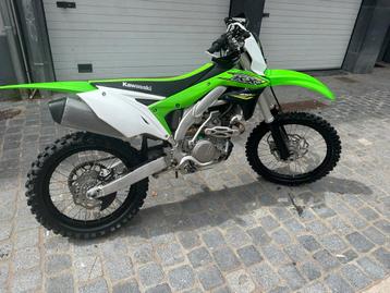 Kx 450 4 temps, Entreprise