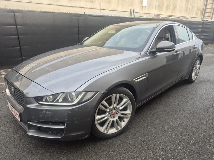 Jaguar XE  2018 4200euro!!!, Auto's, Jaguar, Particulier, XE, Centrale vergrendeling, Diesel, Euro 6, 5 deurs, Automaat, Zilver of Grijs