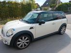 Mooie zuinige clubman 1.6 , pano dak, getinte ruiten,trekhaa, Auto's, Voorwielaandrijving, Clubman, 1600 cc, Leder en Stof