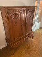 Klassiek gesculpteerde buffetkast, Huis en Inrichting, Kasten | Buffetkasten, Ophalen, Gebruikt, 100 tot 150 cm, Klassiek
