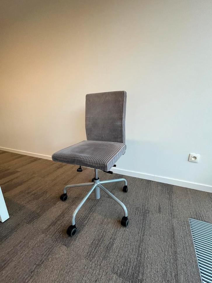 Chaise de bureau design BULO PUB & CLUB 55€, Maison & Meubles, Chaises de bureau, Utilisé, Chaise de bureau, Gris, Enlèvement