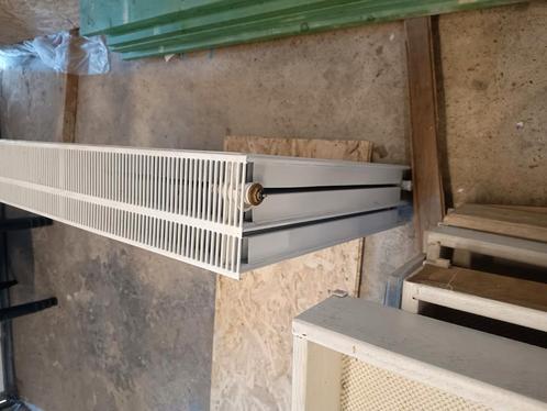 12 Radiators merk Radson, Doe-het-zelf en Bouw, Verwarming en Radiatoren, Zo goed als nieuw, Radiator, Ophalen