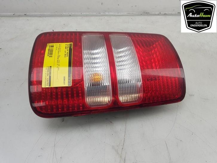FEU ARRIÈRE DROIT Volkswagen Caddy III (2KA,2KH,2CA,2CH), Autos : Pièces & Accessoires, Éclairage, Volkswagen, Utilisé