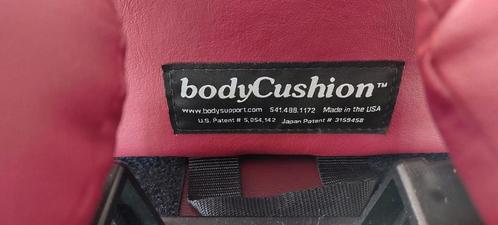 Body cushion voor lichaamsbehandelingen, Sport en Fitness, Massageproducten, Zo goed als nieuw, Massagestoel of Kussen, Ophalen