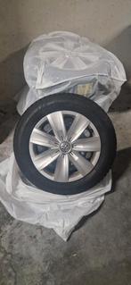 ✅️205/60R16 Winterbanden met velgen en wieldoppen✅️, Auto-onderdelen, Banden en Velgen, Ophalen, 16 inch, Banden en Velgen, Nieuw