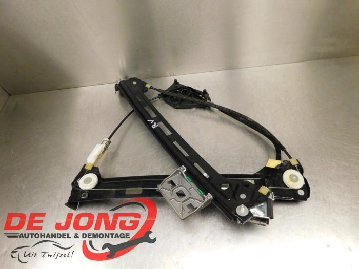 Ruitmechaniek 4Deurs rechts-voor van een Volkswagen Passat, Auto-onderdelen, Ruiten en Toebehoren, Volkswagen, Gebruikt, 3 maanden garantie