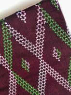 tissu ethnique en coton losanges tissés bordeaux, Hobby & Loisirs créatifs, Tissus & Chiffons, Neuf, Enlèvement ou Envoi, Autres couleurs