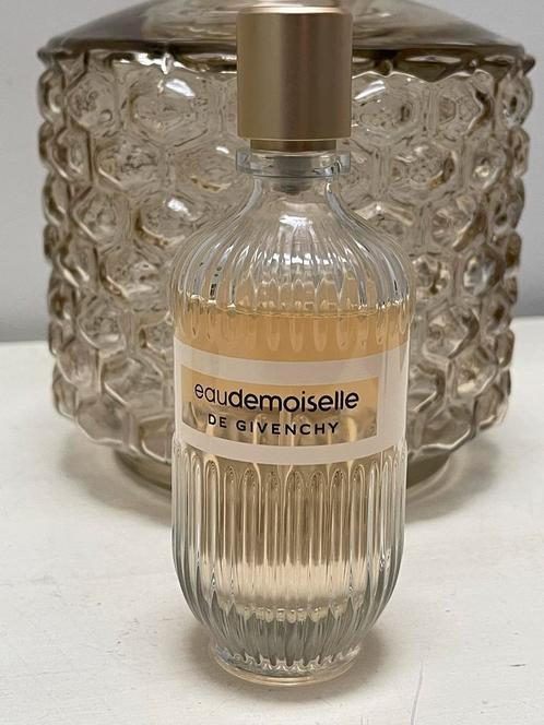 Givenchy eau demoiselle, Bijoux, Sacs & Beauté, Beauté | Parfums, Comme neuf, Enlèvement ou Envoi