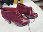 Chaussure rouge - taille 39, Vêtements | Femmes, Comme neuf, Rouge, Enlèvement ou Envoi, Boots et Botinnes