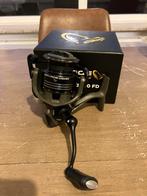 Savage gear sg4 ag 3000 NIEUW vismolen, Ophalen of Verzenden, Nieuw