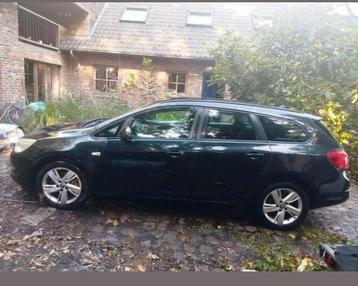 Opel Astra Sports TO break auto wagen stationwagen beschikbaar voor biedingen