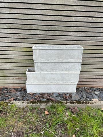4 Willy Guhl plantenbakken - zonder asbest ! beschikbaar voor biedingen