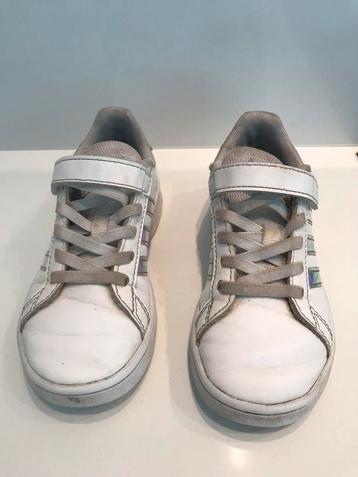 Sportieve sneakers - Adidas (maat  28) beschikbaar voor biedingen