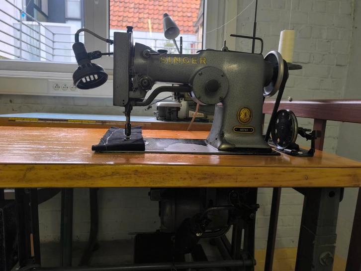 Singer industriële machine, Hobby en Vrije tijd, Naaimachines en Toebehoren, Gebruikt, Naaimachine, Singer, Ophalen