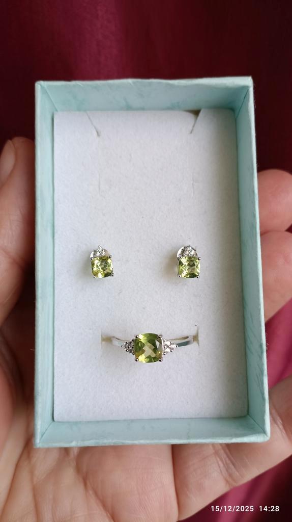 Ensemble en argent sterling avec péridot naturel, Bijoux, Sacs & Beauté, Bagues, Neuf, Femme, 17 à 18, Vert, Argent, Avec pierre précieuse