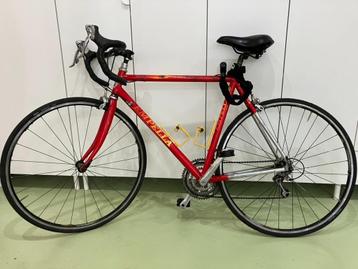 Empella racefiets beschikbaar voor biedingen