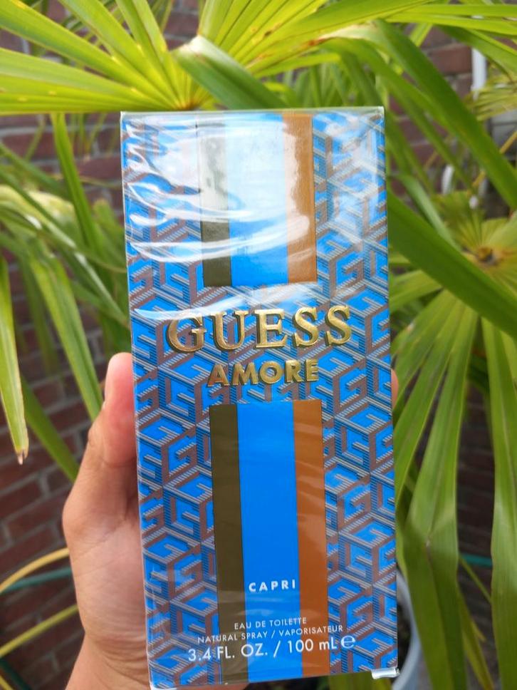 Originele gloednieuwe Guess Amore capri 100 ml parfum edt, Handtassen en Accessoires, Uiterlijk | Parfum, Nieuw, Ophalen of Verzenden
