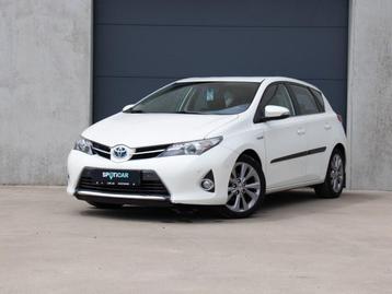 Toyota Auris Hybride 1.8 HYBRID AUTOMAAT 99PK|CAMERA|NAVI|Z beschikbaar voor biedingen