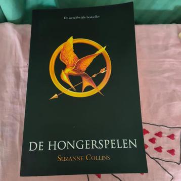Triologie "De Hongerspelen" van Suzanne Collins beschikbaar voor biedingen