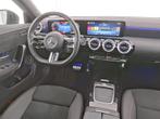 Mercedes-Benz CLA 250 e AMG Night 19" LED Sfeerlicht 360ca, Auto's, Mercedes-Benz, Gebruikt, Zwart, 4 cilinders, Alcantara