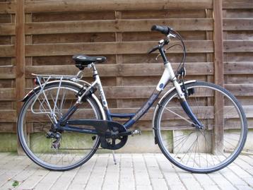 Twee damesfietsen in Tielt- Winge 100 en 80 euro beschikbaar voor biedingen