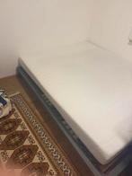 Bed met matras en bedbodems b:1.60 L:2.00, Huis en Inrichting, Ophalen, Zo goed als nieuw, Matras