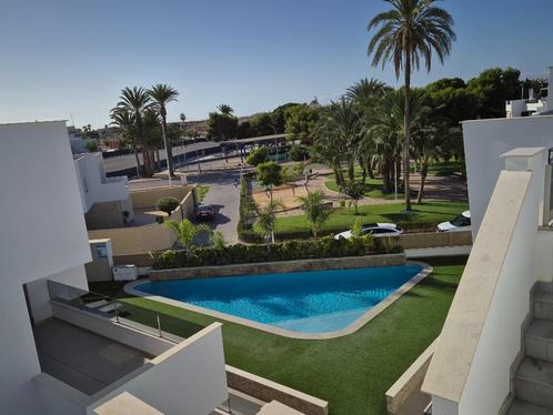 Schitterend nieuw penthouse appartement (2024) te huur, Vakantie, Vakantiehuizen | Spanje, Costa's overige, Appartement, Stad