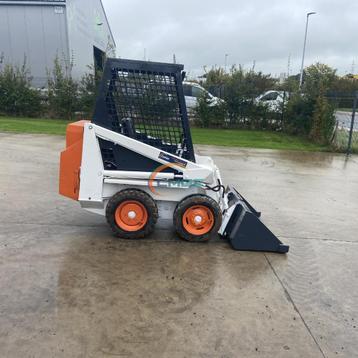 Chargeur Bobcat 310 - Nouveau Moteur/peinture - CH42 beschikbaar voor biedingen