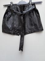 Short simili cuir pour fille, Enfants & Bébés, Vêtements enfant | Autre, Envoi, Neuf, Fille