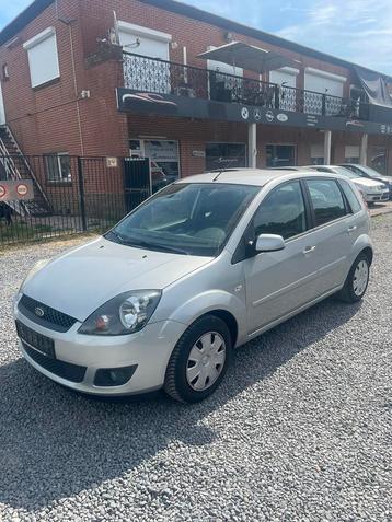 Ford Fiesta 1.3i Airco GEKEURD  beschikbaar voor biedingen