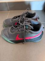 Chaussure sport taille 35.5, Ophalen, Gebruikt, Nike, Jongen of Meisje