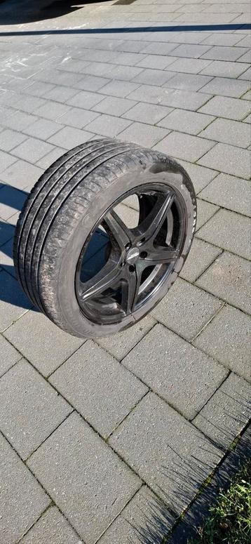 18" zwarte alu velgen + banden beschikbaar voor biedingen