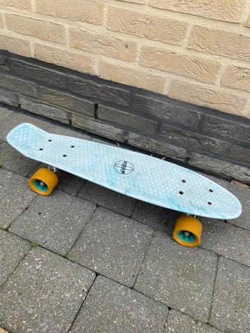 Penny board beschikbaar voor biedingen