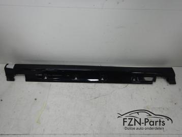 Mercedes-Benz ML-Klasse Sideskirt Links AMG Line beschikbaar voor biedingen