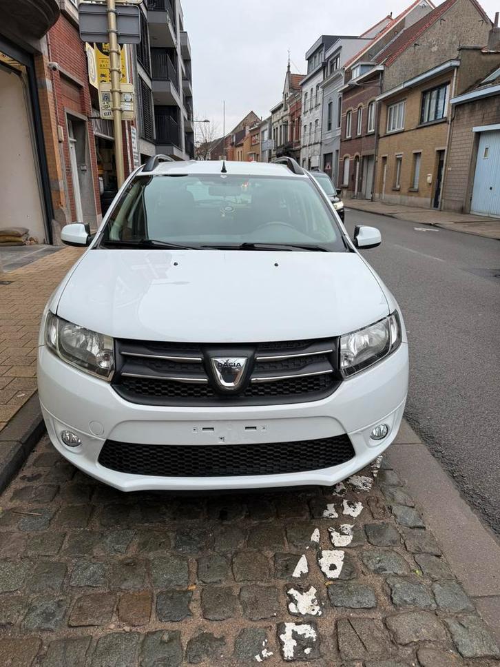 Dacia logan MCV essence pret a immatriculer, Autos, Dacia, Particulier, Logan MCV, ABS, Airbags, Air conditionné, Bluetooth, Ordinateur de bord