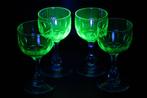 Uranium glas -  Val Saint Lambert - 4 kristallen portoglazen, Antiek en Kunst, Antiek | Glaswerk en Kristal, Ophalen of Verzenden