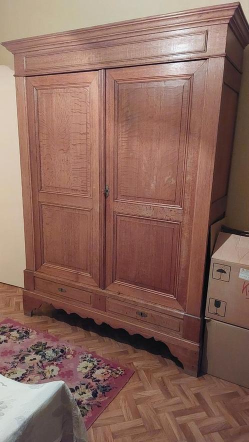 Antieke zeer mooie kast te koop !, Antiek en Kunst, Antiek | Meubels | Kasten, Ophalen
