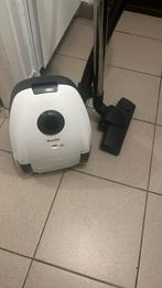 Stofzuiger, Elektronische apparatuur, Ophalen, Zo goed als nieuw, Stofzuiger