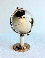 Vintage wereldbol cigaretten dispencer, Ophalen of Verzenden