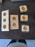 Lot prise Niko avec terre, Enlèvement, Utilisé, Prise de courant