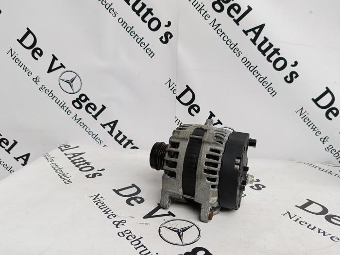 Dynamo van een Mercedes B-Klasse, Auto-onderdelen, Motor en Toebehoren, Mercedes-Benz, Gebruikt, 3 maanden garantie, Ophalen of Verzenden