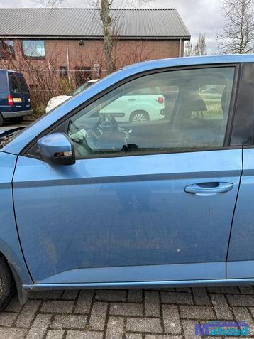 SKODA FABIA 3 BLAUW LQ5X links voor deur 2014-2021 beschikbaar voor biedingen