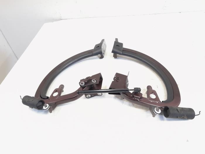 Kofferdeksel Scharnier van een Audi A3, Auto-onderdelen, Overige Auto-onderdelen, Audi, Gebruikt, 3 maanden garantie, Ophalen of Verzenden