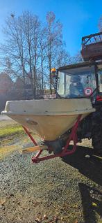 Épandeur/semoir Vicon, Articles professionnels, Agriculture | Outils, Enlèvement, Culture de fruits, Protection des cultures et Fertilisation