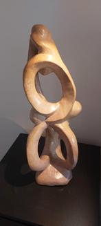 Sculptuur in steen (naar José Zacarias) 50 cm, Ophalen of Verzenden