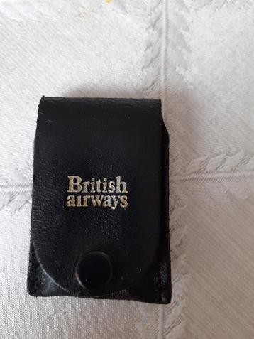 British Airways. Étui bleu foncé. 